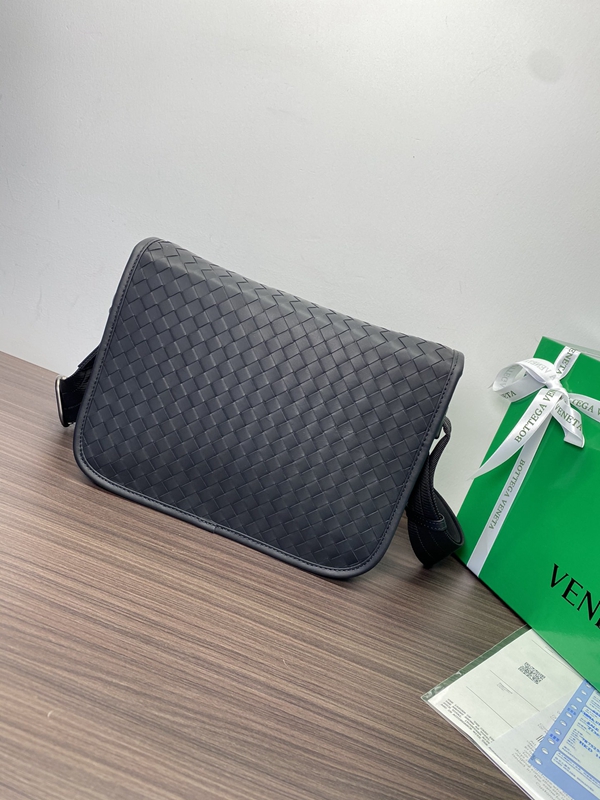 ボッテガヴェネタバッグ内部構造